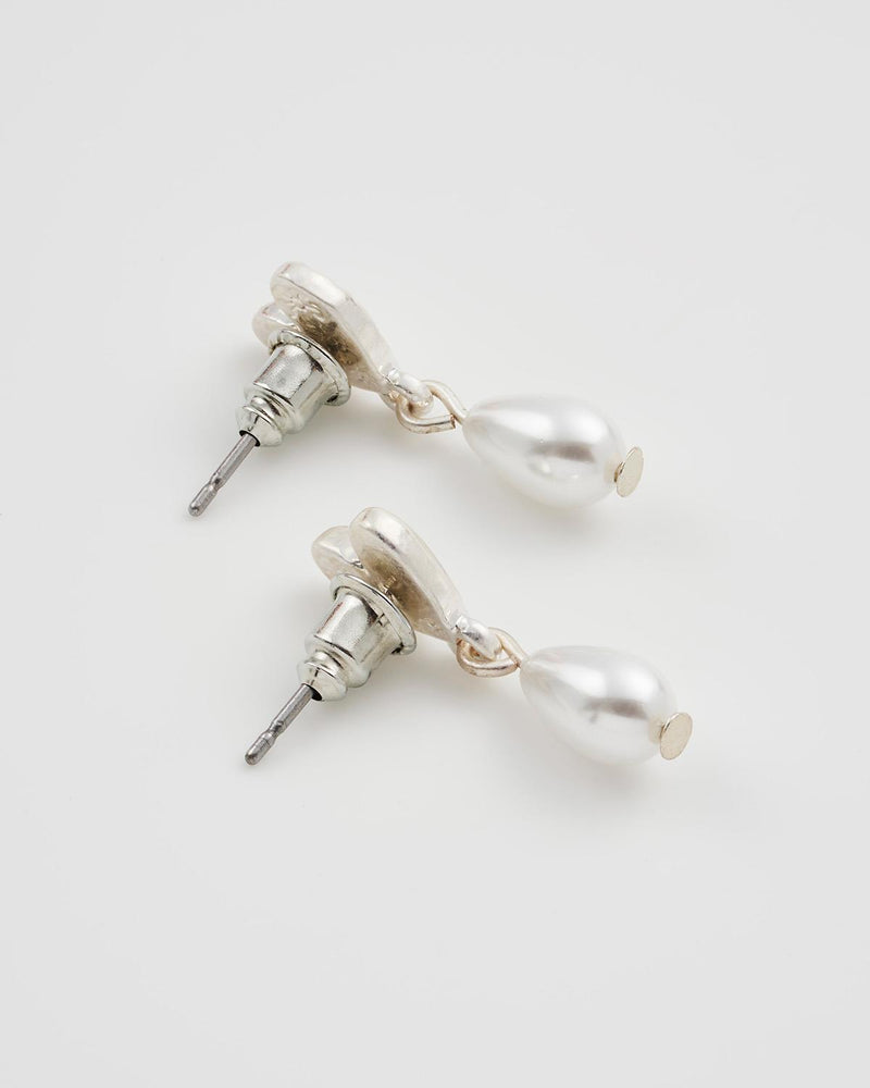 Forget Me Not Heart & Pearl Silver Earrings
