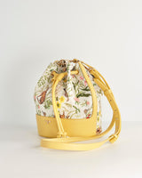 Bolso Bucket Meadow Creatures Amarillo Marshmellow