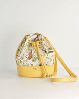 Bolso Bucket Meadow Creatures Amarillo Marshmellow